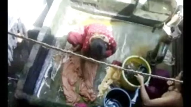 काली जीभ में गर्म सफेद बिल्ली सेक्सी बीपी फिल्म अंग्रेजी
