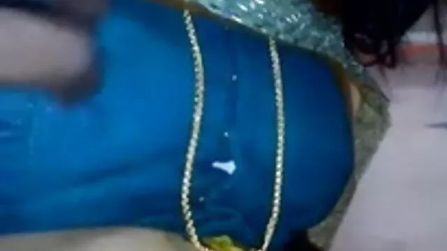 सिकुड़ा हुआ गोज़ कैदी (दानवी, ओपन सेक्सी बीपी फिल्म लड़की)