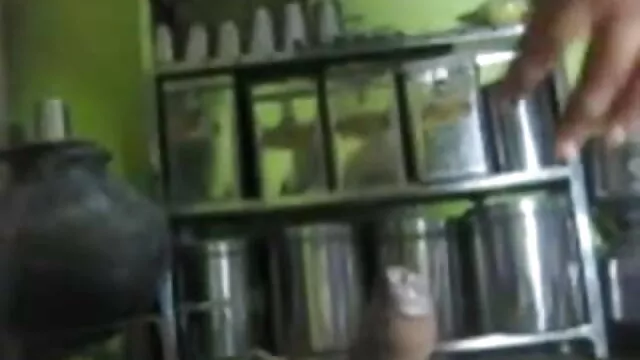 उसे कठिन बकवास करने के बीपी फिल्म देसी लिए कई पुरुषों हो जाता है