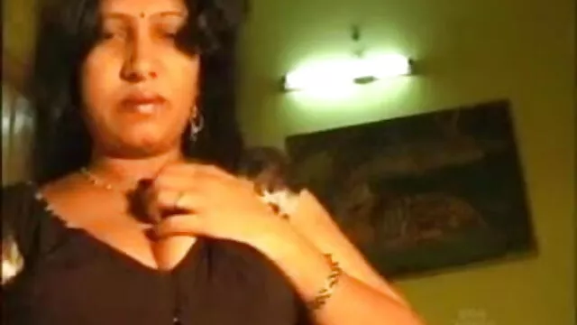 आबनूस किशोरों बेकार हिंदी बीपी सेक्सी मूवी है और दो सफेद लंड