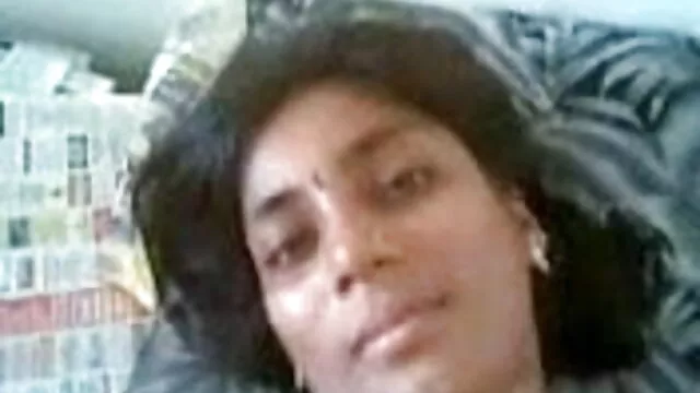 चार्ली द्वारा फिल्म बीपी सेक्सी एक फर्म बकवास हो जाता है