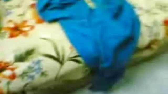 आज्ञाकारी डार्लिंग थाली के साथ एक बालों बीपी फिल्म सेक्सी वाली झाड़ी