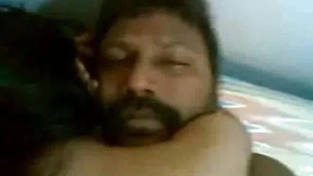 डबल प्रवेश के लिए! परिपक्व और किशोर हिंदी बीपी सेक्सी मूवी वसा लड़की!