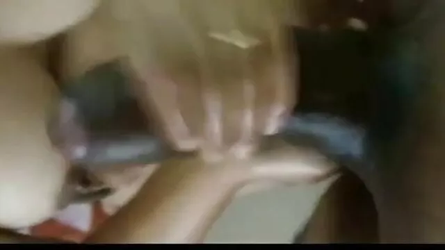 महिला एक प्रशंसक के लिए बंधे सेक्सी बीपी फिल्म अंग्रेजी
