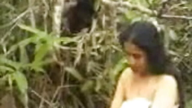 बड़े स्तन के साथ बालों बीपी मूवी एक्स एक्स एक्स वाली फूहड़ सेक्स प्यार करता है