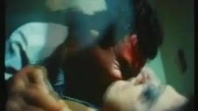 सुनहरे बालों सेक्सी फिल्म वीडियो बीपी वाली आकर्षक dildo