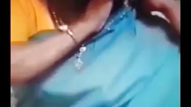 गुदा के बीपी सेक्सी ब्लू फिल्म सेक्सी साथ एक पेशी के साथ एक महान गधा!