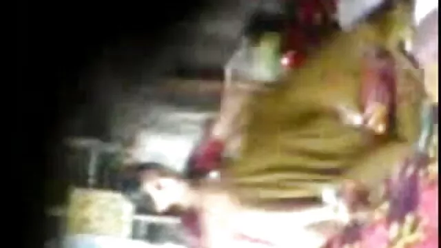 गर्म प्रेमिका गड़बड़ और भव्य किशोरों सेक्सी वीडियो फिल्म बीपी चूसने