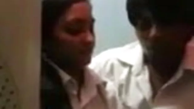 सींग का बना समलैगिंकों सेक्सी वीडियो फिल्म बीपी सेक्स टेप