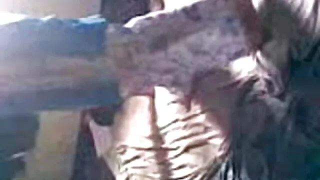 चैट sexdate सेक्सी बीपी फिल्म अंग्रेजी के साथ मिल्फ