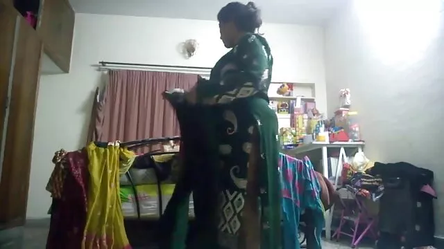 Horney सैनिक Masturbates बीपी मूवी एक्स एक्स एक्स