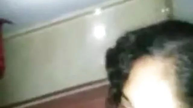 परिपक्व श्यामला बीपी सेक्सी पिक्चर फिल्म खुद के साथ खेलता है और