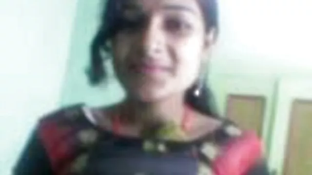 एलिसन ब्लू फिल्म सेक्सी बीपी वीडियो में बिस्तर